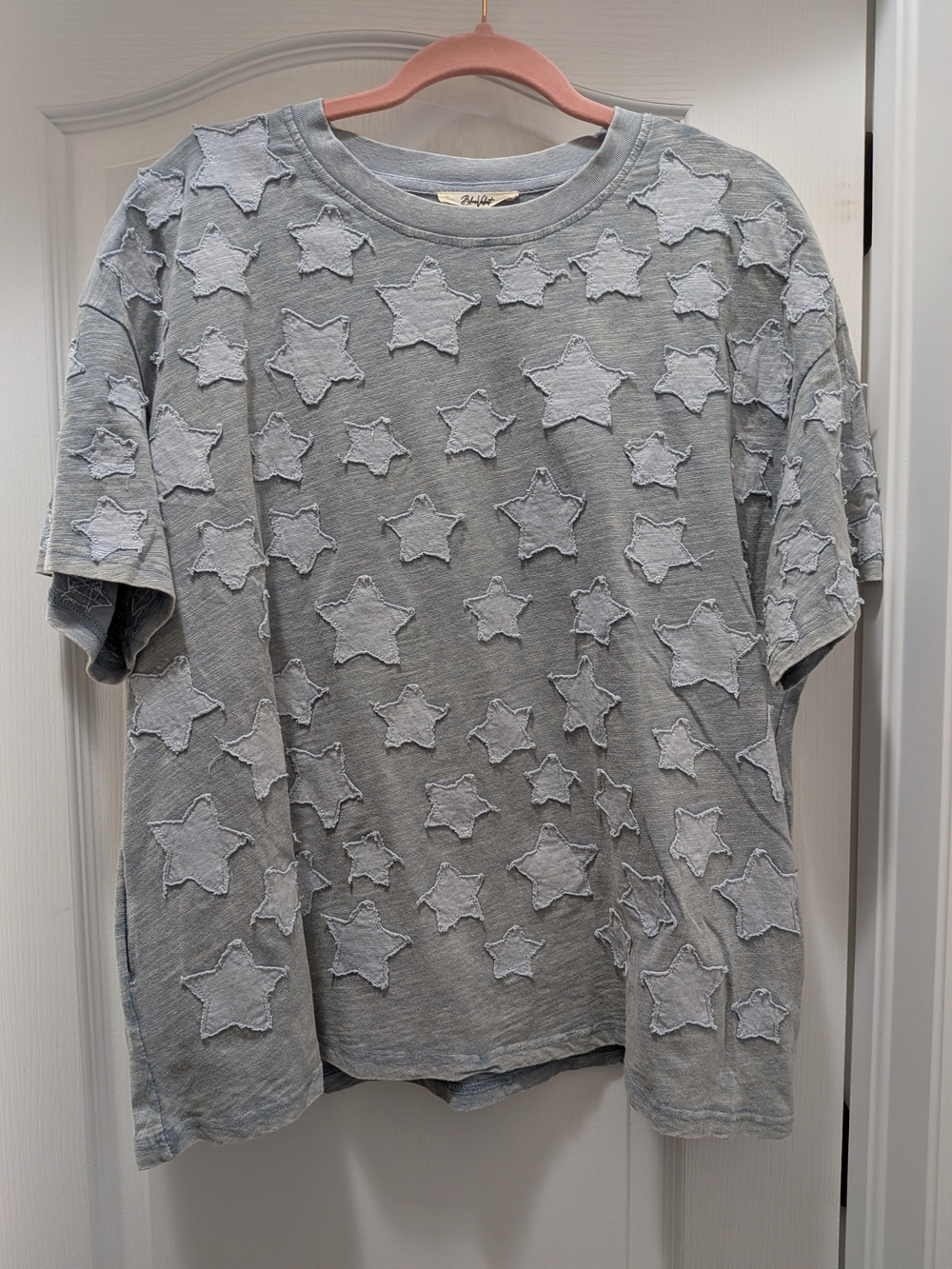 NWT Washed Denim Star Appliqué Short Sleeve Tee With Pockets